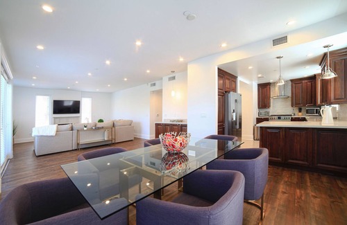 Pico - Robertson Condo | Beverly Hills Luxury Condo, 5% Discounts on monthly bookings.
