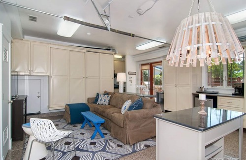 La Jolla House | BIRDROCK LA JOLLA LOFT WITH ROOF TOP TERRACE AND OCEAN VIEW