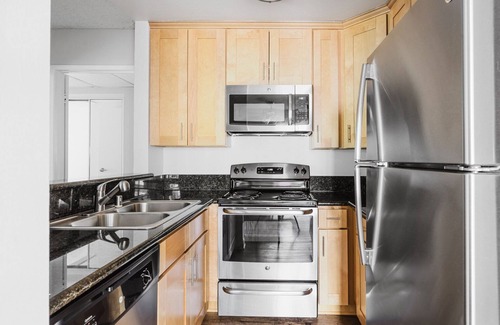 Atwater Village Apartment | Blueground | Glendale 1bd apartment