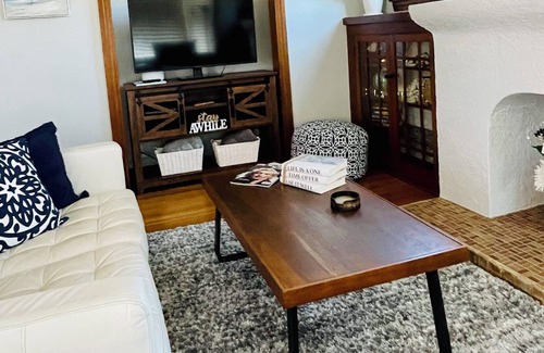 Belmont Heights Apartment | Boutique Beach Apartment
