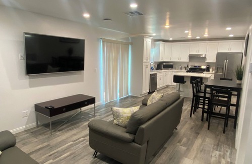 Inglewood House | Brand new furnished 3-bedroom home in Inglewood b/w Sofi Stadium & LAX Airport.