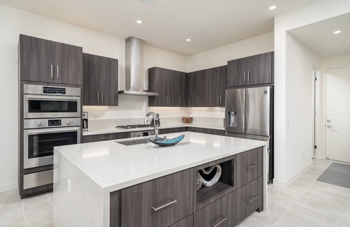 Cathedral City House | Brand New Modern Desert Oasis