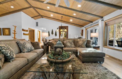 Winter Park House | Breckenridge Chalet - Walk to Slopes, Close to Lake
