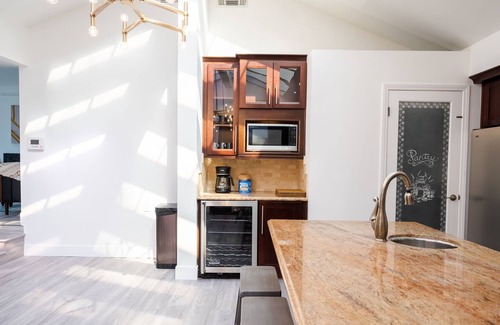 Brentwood House | Brentwood Pool/Spa Home Close to Everything!