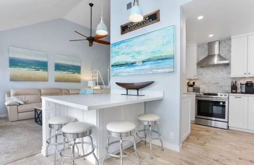 Del Mar Condo | Bright and serene condo with WiFi, remodeled kitchen, in sunny Solana Beach