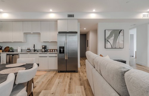 Studio City Apartment | Bright & Spacious in Studio City