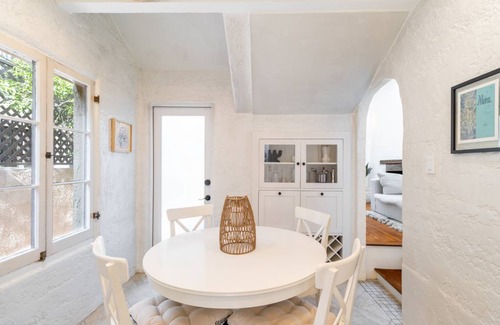 Lucerne - Higuera House | Bungalow ∙ 3 bedrooms ∙ 6 guests