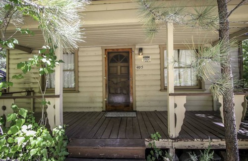 Big Bear Lake Cabin | Cabin ∙ 3 bedrooms ∙ 6 guests