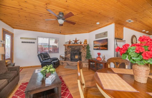 Big Bear City House | Cabin Chic