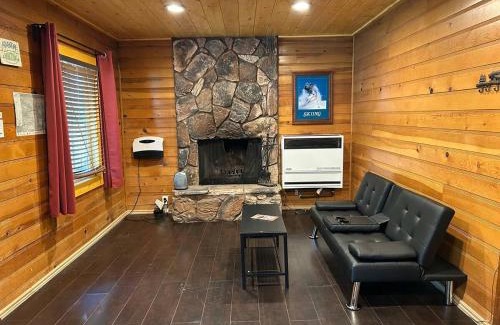 Big Bear Lake House | Cabin near Bolder Bay Lake and Village
