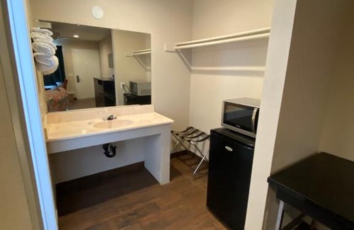 Hemet Hotel | California Budget Motel