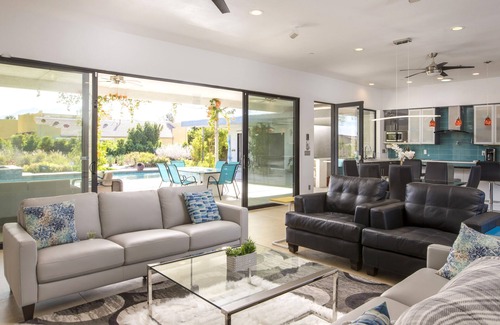 Palm Springs House | Casa Azul - Walled & Gated Compound - 4 King Bedrooms/4 Baths