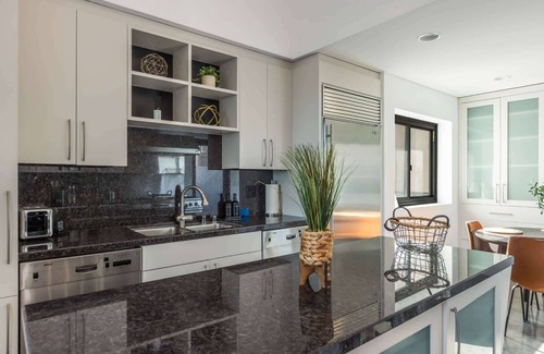 Hollywood Hills West House | Casa Cordell by Oraklus
