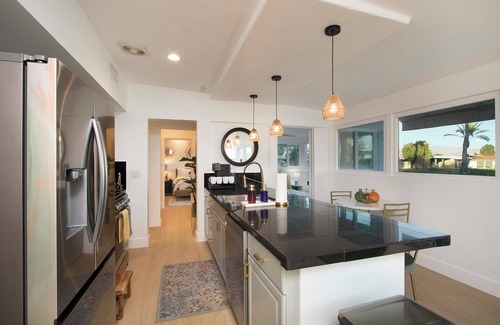 Indian Wells House | Casa de Murales - Mountain Views & Festival fun in tranquil Indian Wells