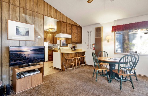 Big Bear Lake Cabin | Cedar Pines Retreat at Big Bear