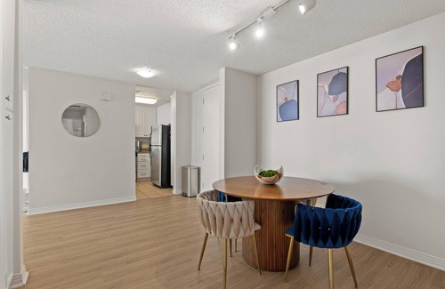 Marina Peninsula Apartment | Charming 1-bedroom apartment in fabulous Marina del Rey with WiFi, fitness room
