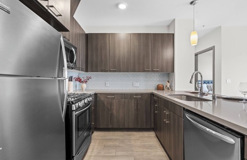 Vernon Apartment | Charming 2-bedroom apartment in serene Vernon with fitness room, WiFi