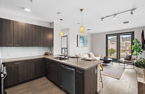 Vernon Apartment | Charming 2-bedroom apartment in serene Vernon with fitness room, WiFi