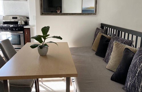 Midway City Condo | Charming 3-bedroom condo, perfect for Disney, Little Saigon, and SoCal Beaches