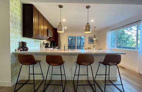 Crestline House | Charming 4-bedroom house with AC and WiFi in awesome Crestline