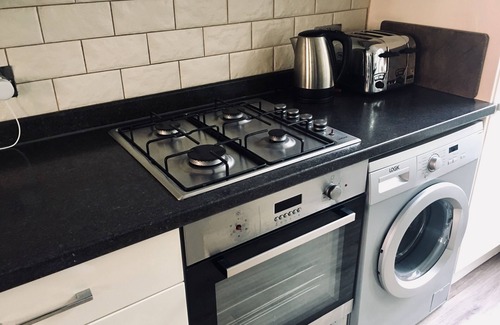 Camden Town House | Charming Camden Split level home in Central London