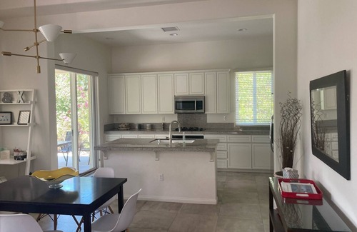 La Quinta House | COACHELLA FESTIVAL-5 min.Drive- Desert Oasis-Private Pool/Hot Tub& Gas FireTable