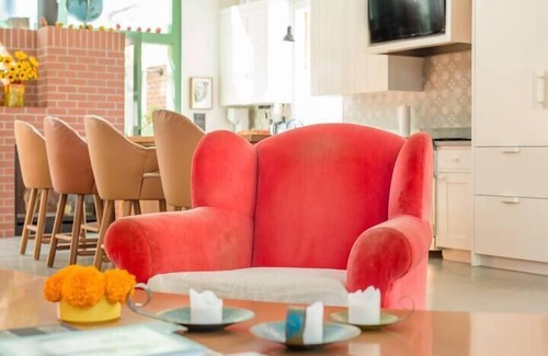 Venice House | Colorful, artistic and architectural beach house in the heart of Venice Beach.