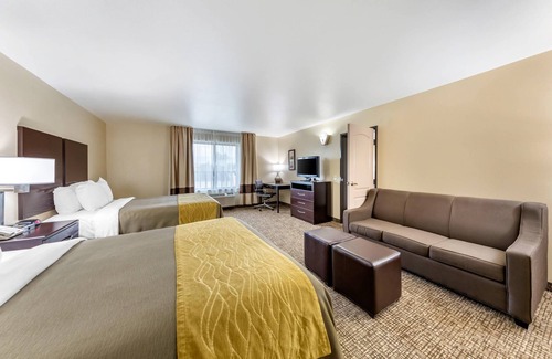 Colton Hotel | Comfort Inn And Suites Colton