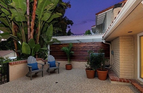 East Bluff House | Comfortable 3 bed/2.5 bath, a beautiful vacation home is waiting for you