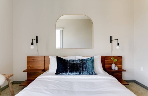 Marina del Rey Apartment | Comfy Retreat Steps To The Beach!