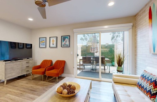 Hermosa Village Condo | Condo ∙ 2 bedrooms ∙ 7 guests