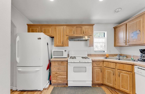 Big Bear City House | Country Club Chalet in Big Bear City