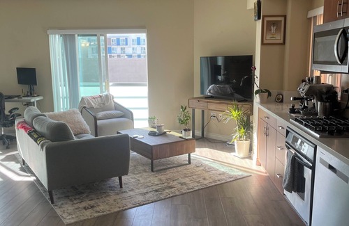 East Village Condo | Cozy 1-bedroom condo with AC, fitness room in awesome downtown San Diego