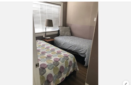 Los Serranos House | Cozy full size 2 bedroom 1 bath Guest house
