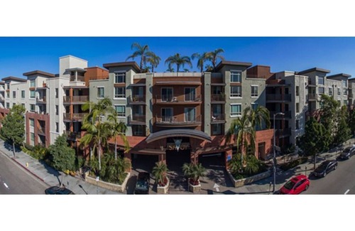 Little Tokyo Apartment | Cozy Studio with Excellent Amenities