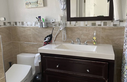 Fountain Valley Apartment | Cozy warm spacious 400sqft studio in center of Orange County