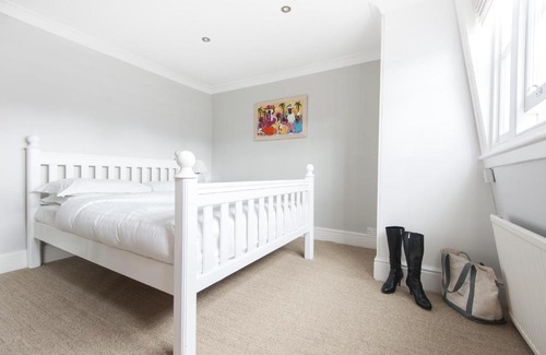 South Kensington Apartment | Cranley Place III by Onefinestay