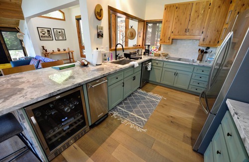 Idyllwild Cabin | Crestviewhaus: Amazing Idyllwild Cabin Retreat, stunning views 3BDRM+Loft