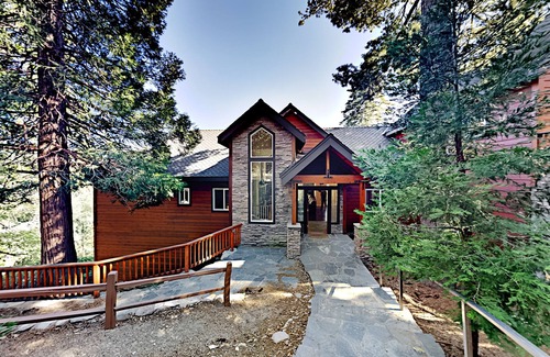 Twin Peaks House | Custom timberline lodge near lake with fireplaces, decks, & pool table