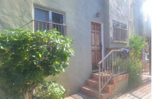 Westwood Apartment | cute place of your own