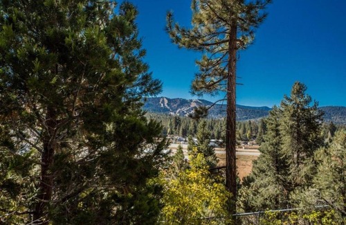 Whispering Forest House | D and V Retreat