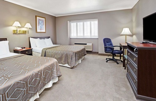 West Covina Hotel | Days Inn by Wyndham West Covina