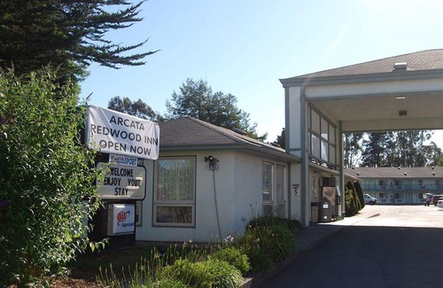 Pacific Hotel | Days Inn & Suites by Wyndham Arcata