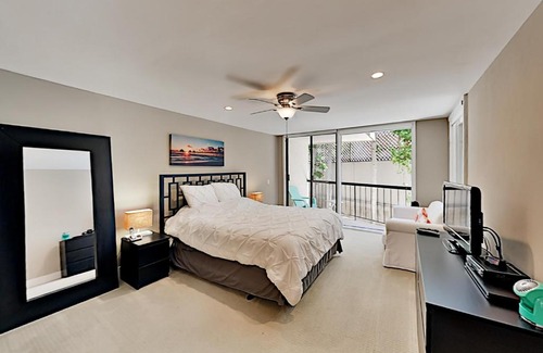 Solana Beach Hotel | Del Mar Shores Unit 44