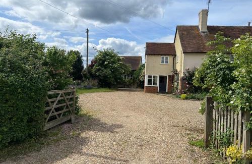 Stevenage House | Detached Lodge at Holmes Farm