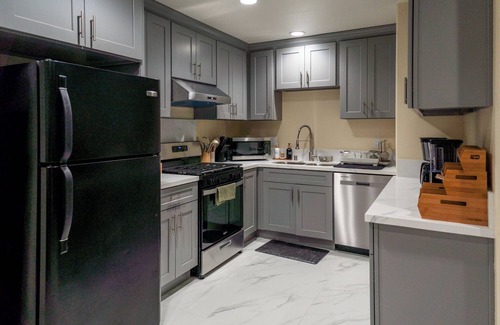 Midway City House | Disney Family Luxe 3BR Home + Game Room/EV Charging+King Beds