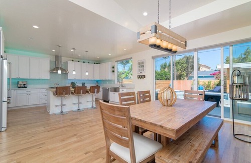 Pacific Beach House | Dream vacation beach home 5 blocks from beach!