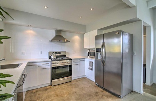Palm Springs House | Dreamy Mid-Century Modern Pad with Pool, 3Mi to Dtwn