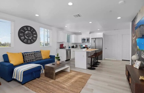 Downtown Los Angeles House | DTLA'S CLOSE TO USC, PHENOMENAL 4B4B PLACE