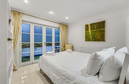 Fulham Apartment | Earls Court Spacious Apartment